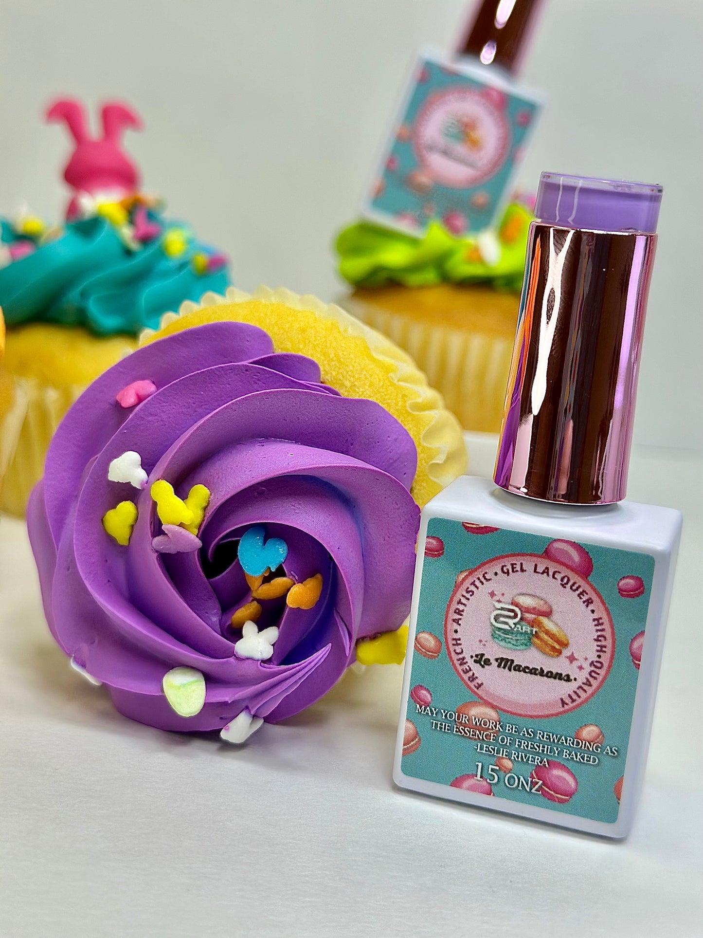 Le Macarons Collection